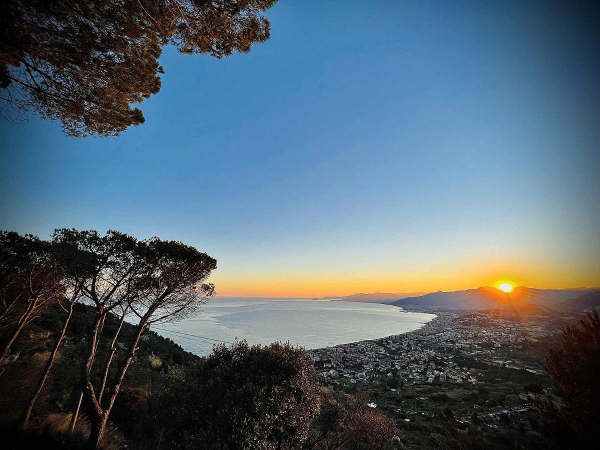 Nicoletta Rivieraholiday Albenga Luaran gambar